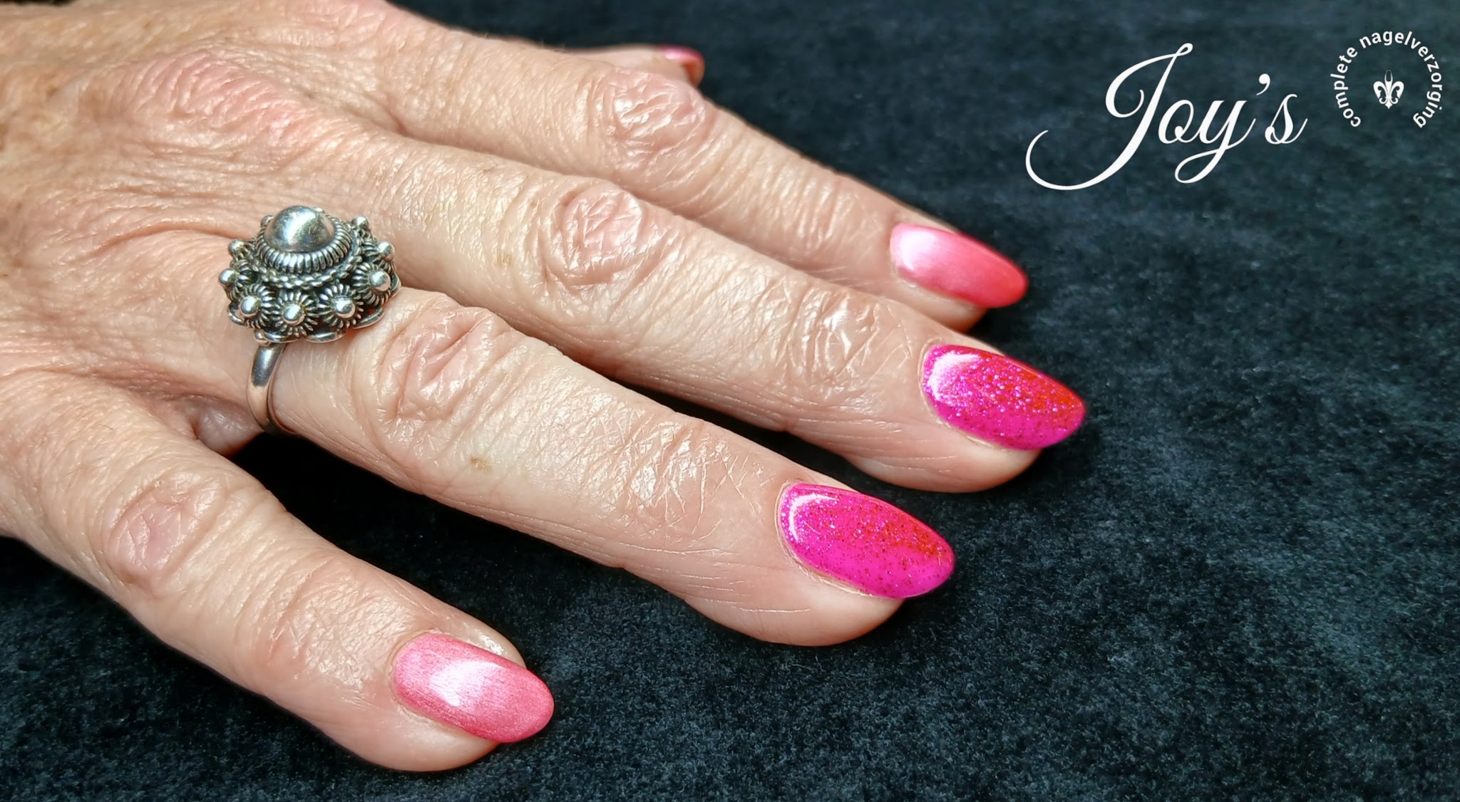 Roze glitter gellac met ombre verloop